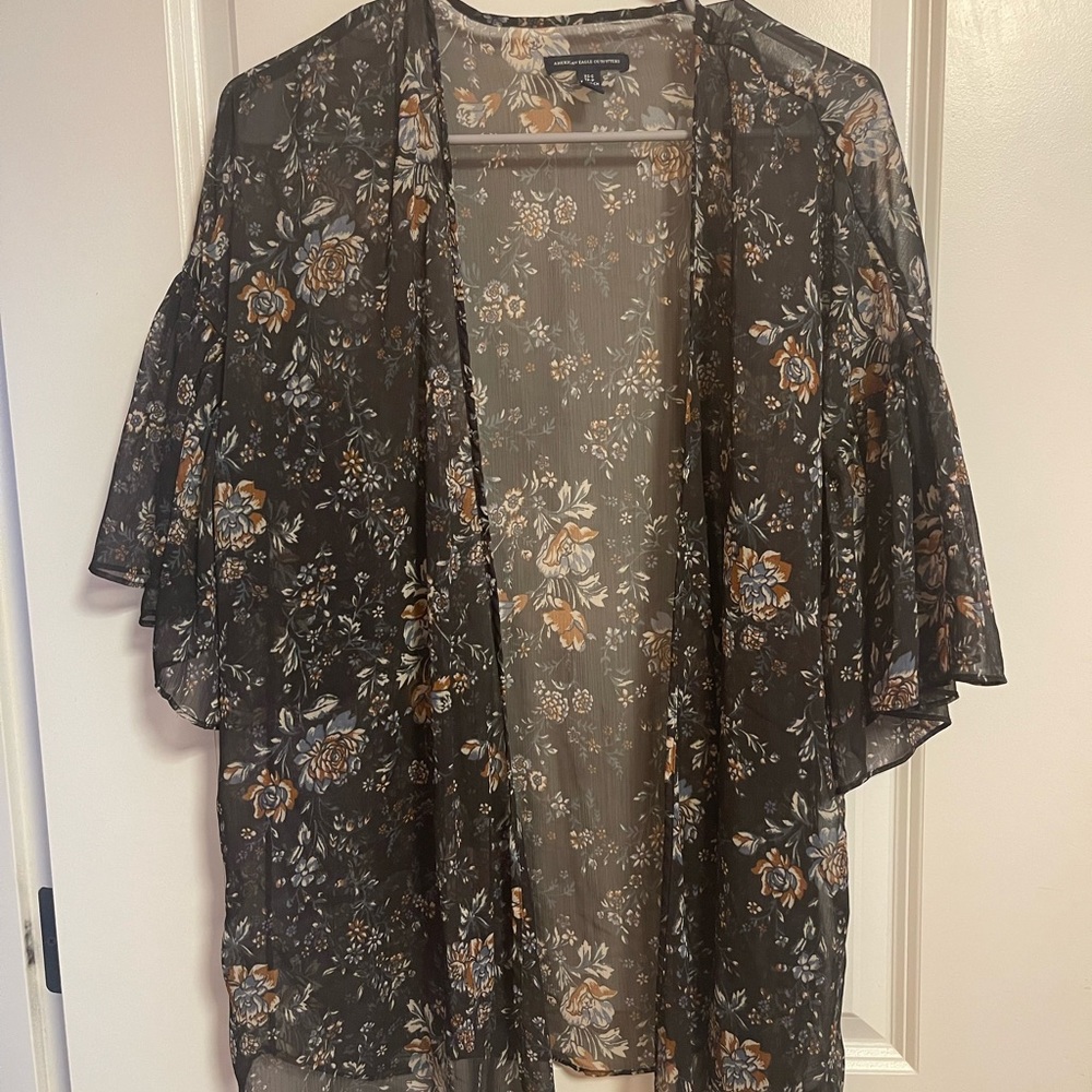American Eagle floral cover